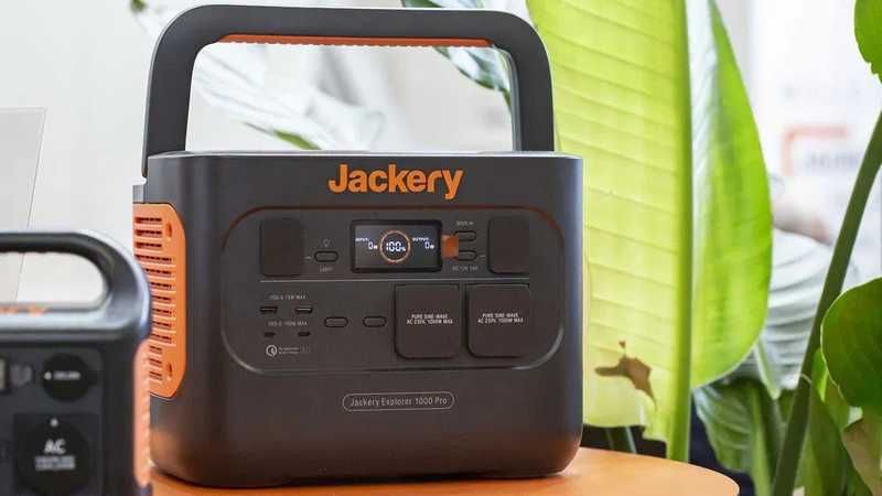 Зарядная станция на 1 квт Jackery Explorer 1000 Pro