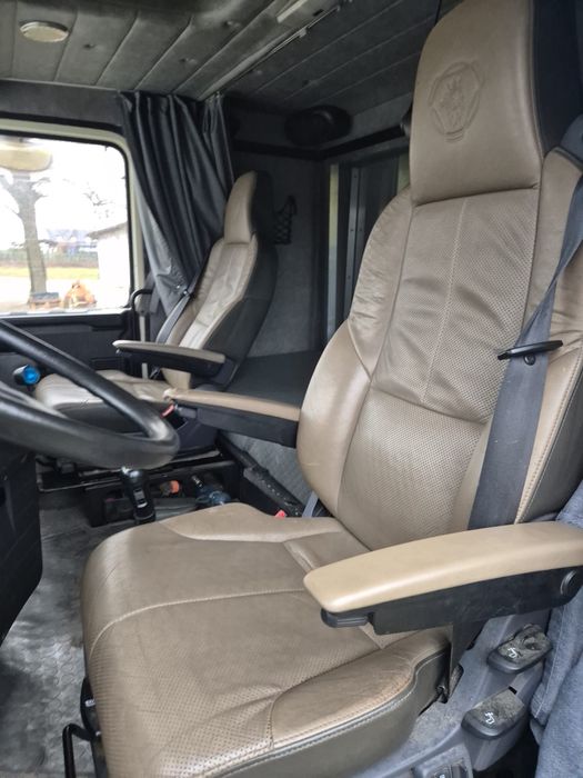 Koniowóz Scania 113H