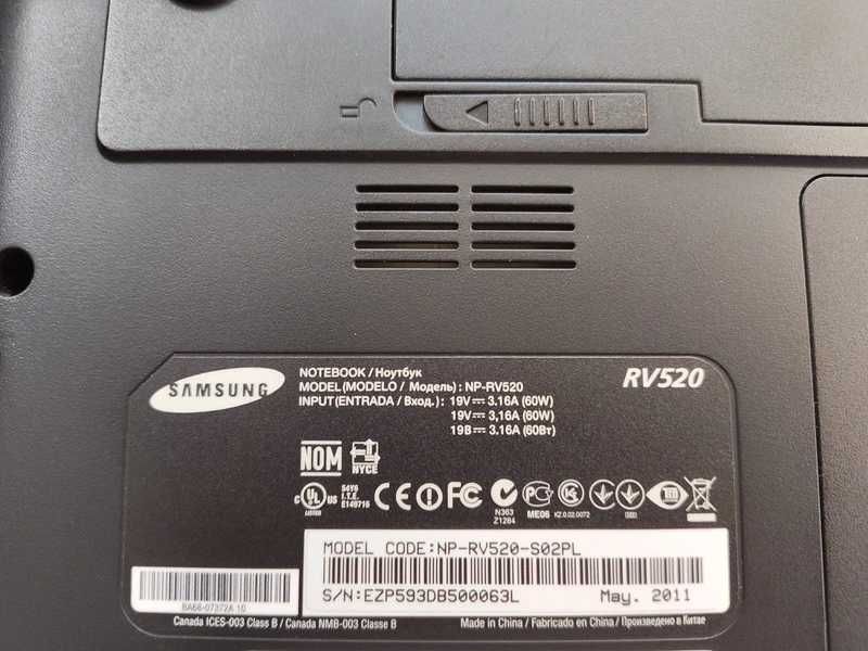 Samsung RV520 Intel Core i3 4gb ram