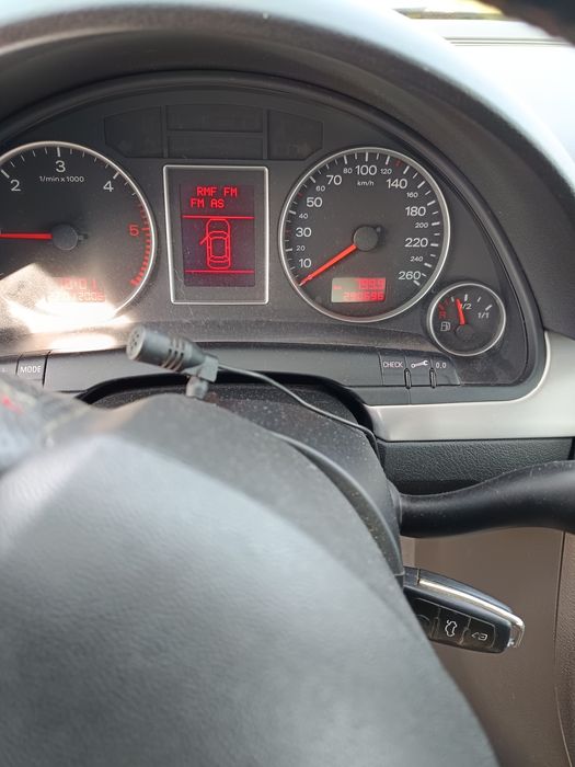 Audi A4 B7 sedan 1,9 tdi