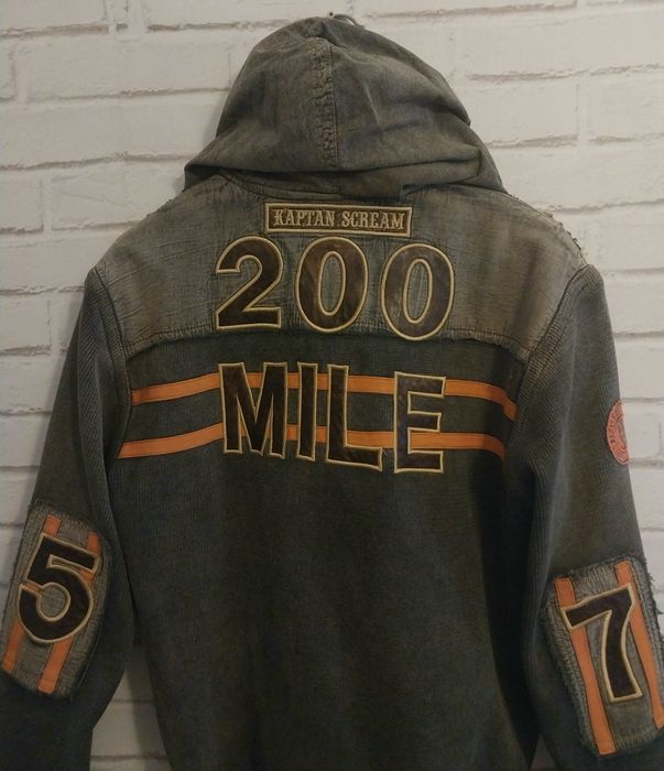 Кофта куртка чоловіча з написами і вишивками