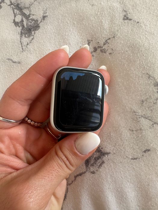 Apple Watch SE 2022 GPS + CELLULAR (para peças)