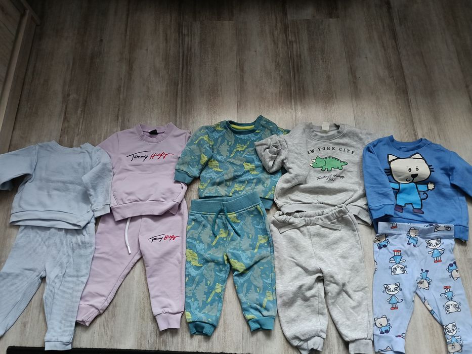Paka rzeczy dla chłopca 74 hm Reserved smyk