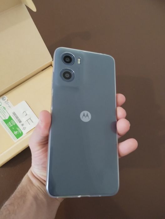 Vendo motoG 05 novo( na caixa)