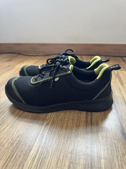 Sapatos de Segurança FTG Frisbee S1P ESD