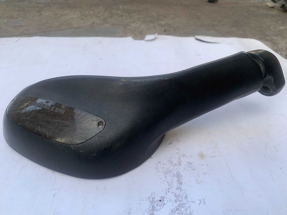 Мото зеркало левое.