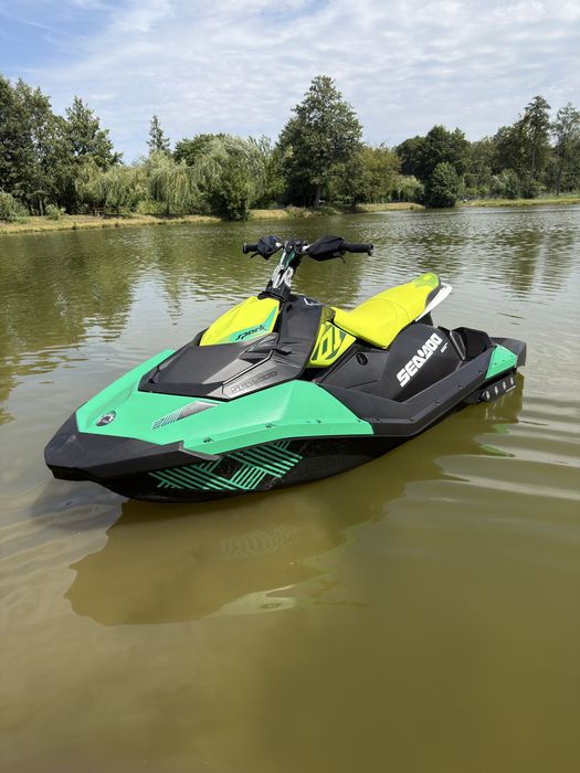 SEA-DOO Spark trixx 3up
