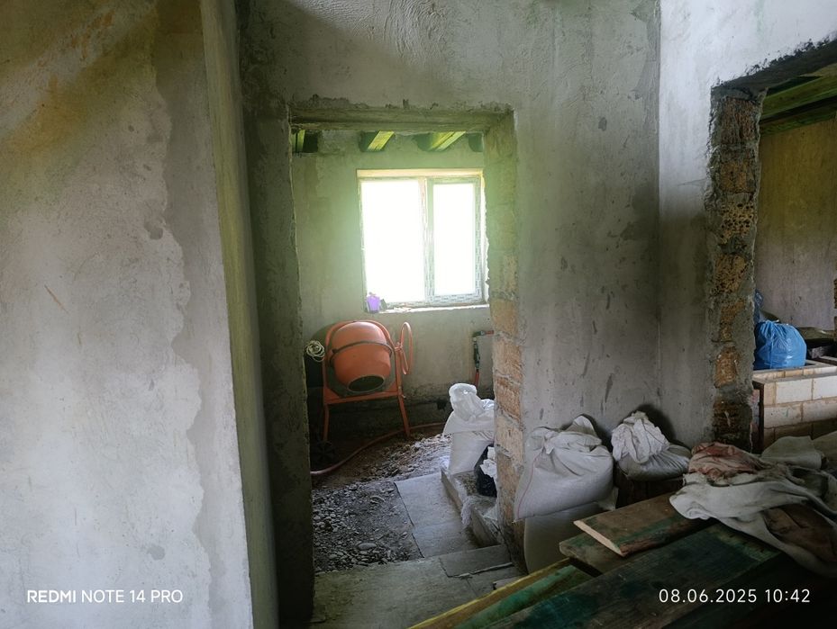 Продається  або обмінюється Будинок с. Кальна ціна договірна