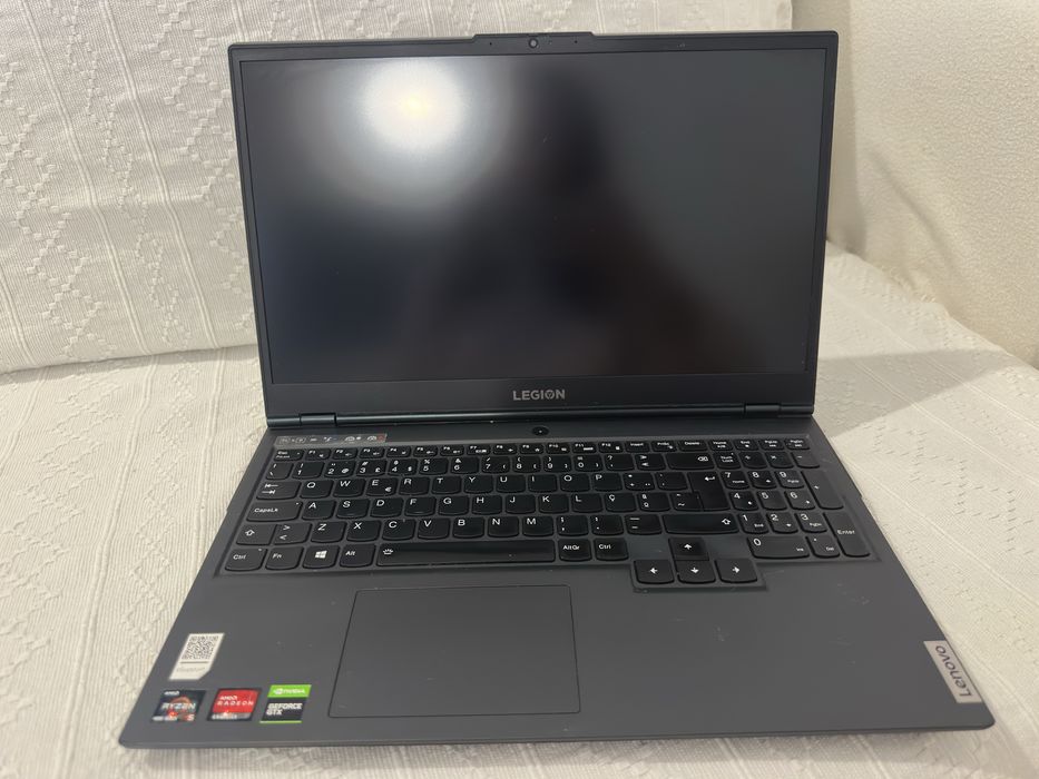 Portátil Gaming Lenovo Legion 5