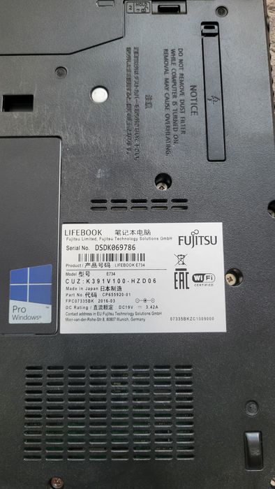 Laptop Fujitsu Lifebook i3