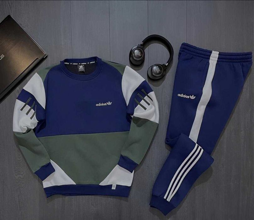 Весняний спортивний костюм Adidas на флісі. Світшот