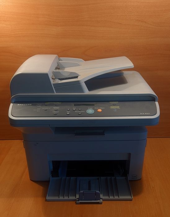 Кольоровий Мфу Xerox Phaser 6110, Samsung SCX-4321