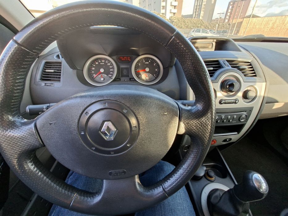 Renault Megane Break 1.5 Diesel              139 mil km