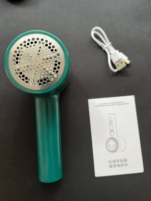Машинка для удаления катышков
