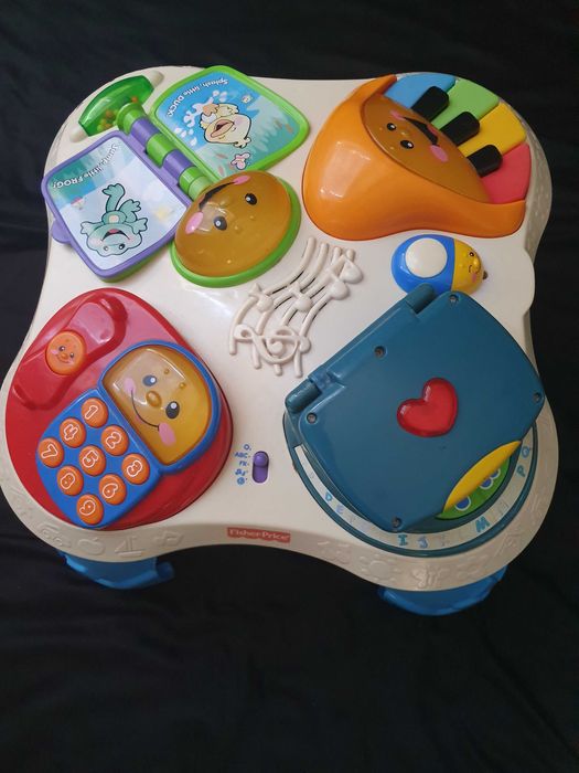 Stolik edukacyjny Fisher Price