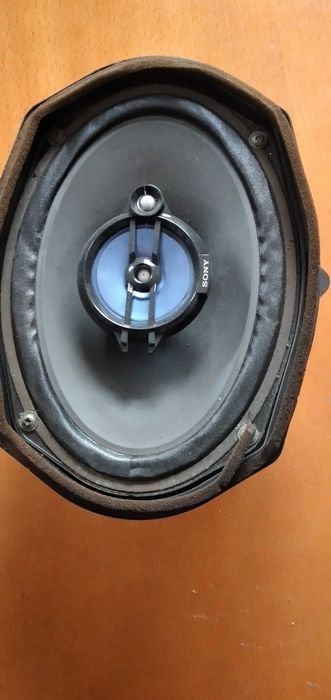 Auto Rádio Pioneer + Quatro colunas Sony e Pioneer