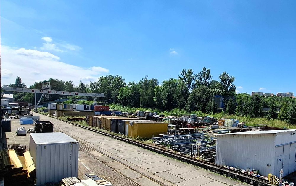 Wynajmę plac z suwnicą bramową 8t 112x32m