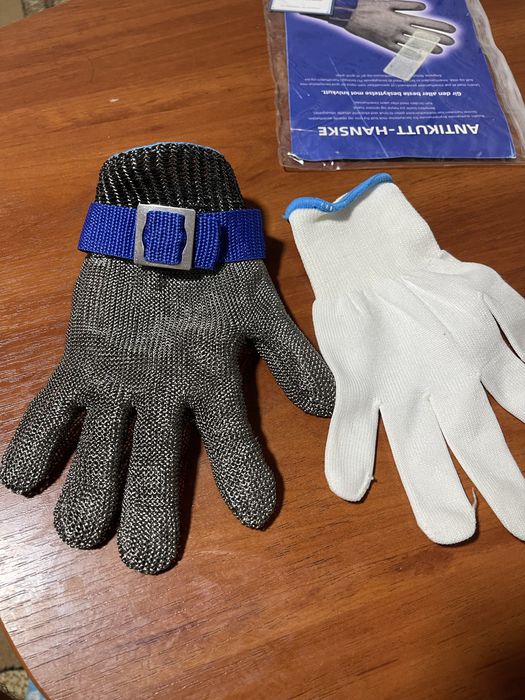 Продам перчатка кольчужная