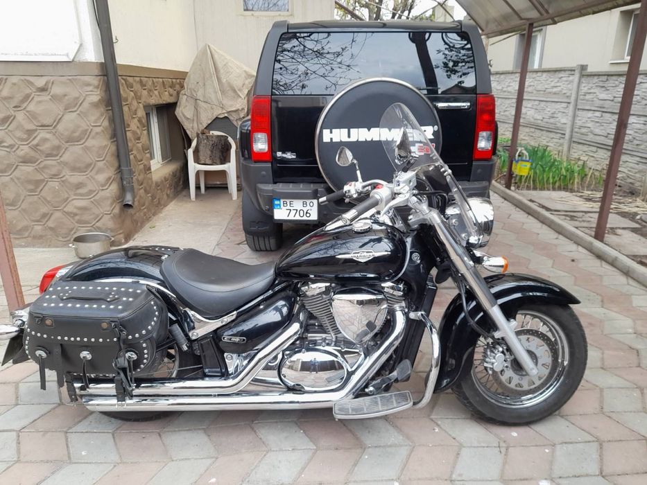 Suzuki Intruder 800cm2
