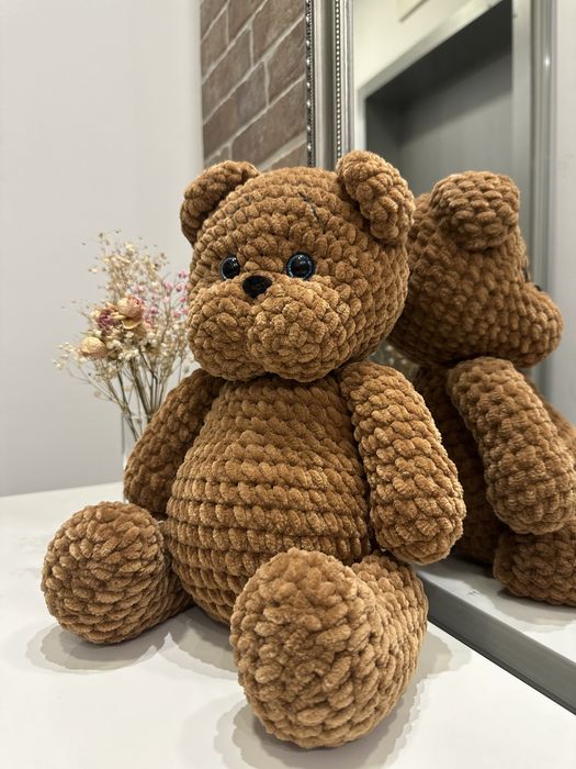 В’язані іграшки ручної роботи