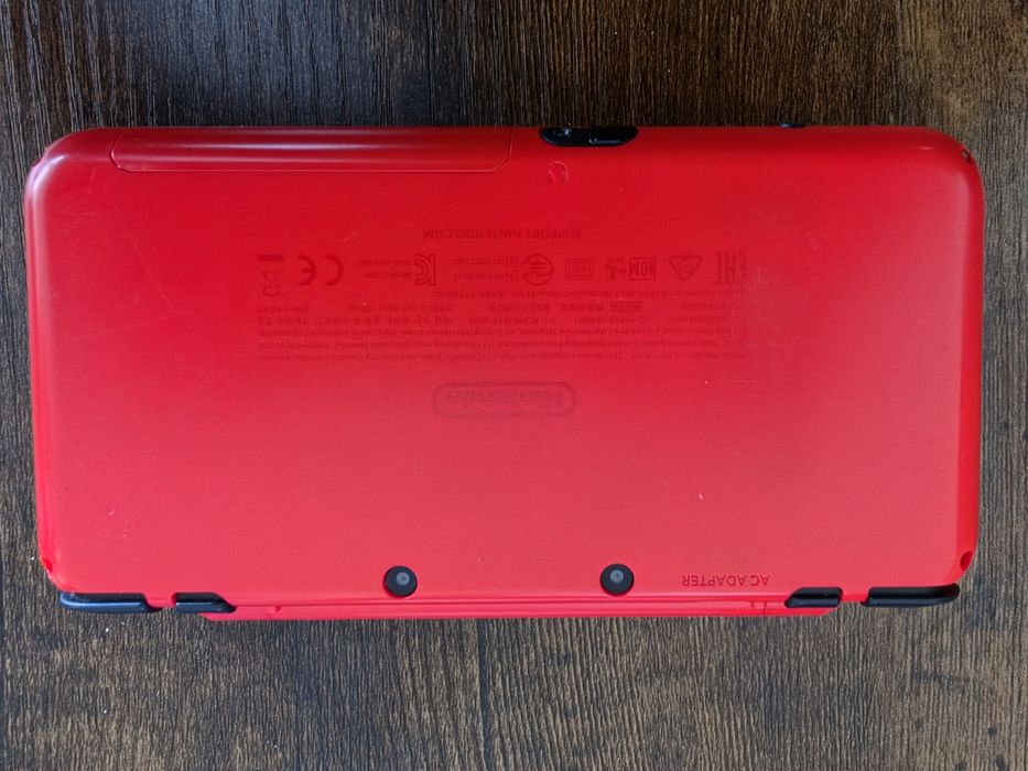 New Nintendo 2DS XL Pokeball CFW