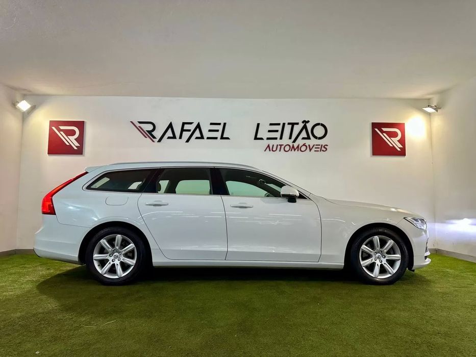 Volvo V90 2.0 D4 Momentum Geartronic