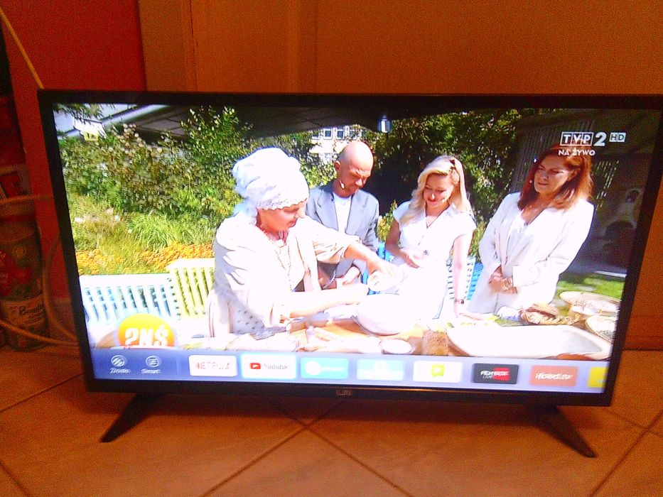 LIN SMART, WIFI, 32 cale, LED, pilot, 2 HDMI, EURO, USB i inne, karton zastępczy.