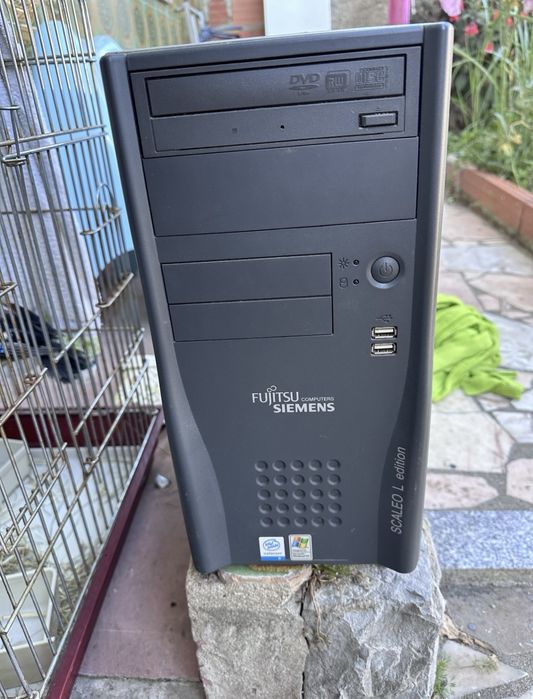 Vendo torre de computador Fujitsu