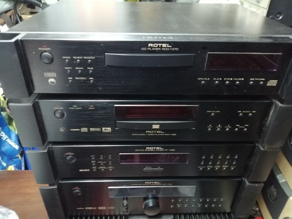 Aparelhagem Rotel de topo