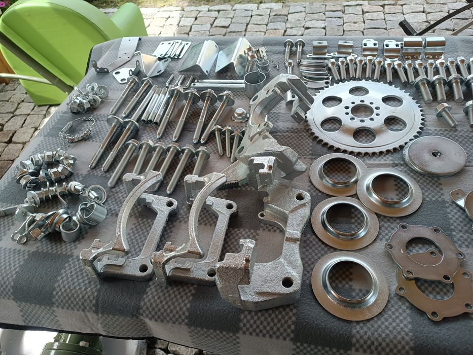 Cynkowanie galwaniczne części motocykli samochodów zabytkowych