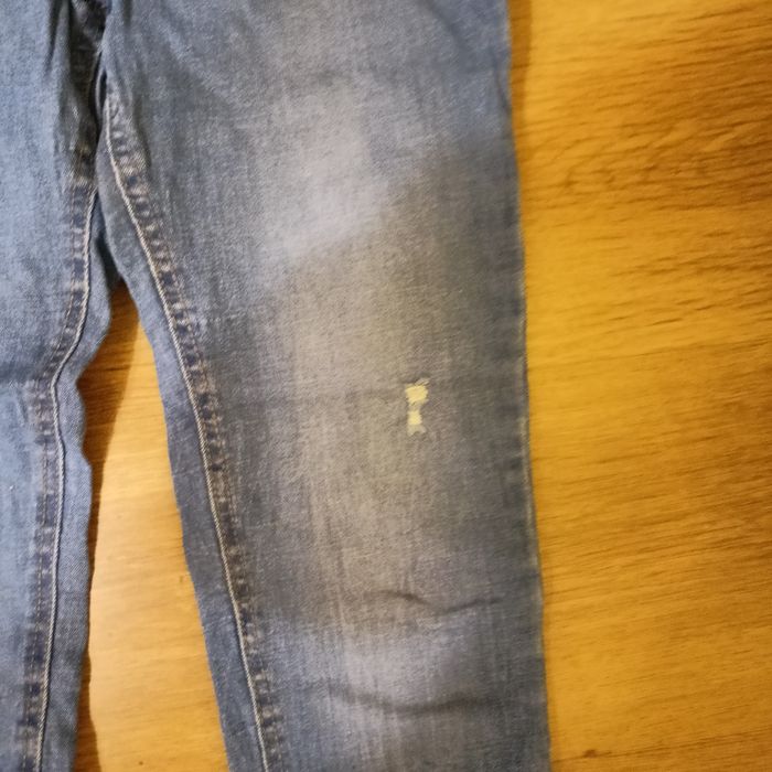 Dżinsy Bershka 40