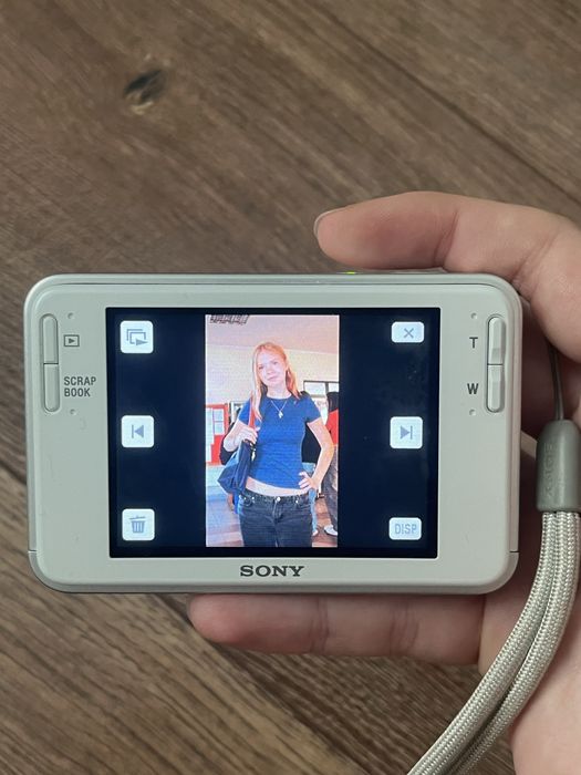 sony cybershot dsc t2