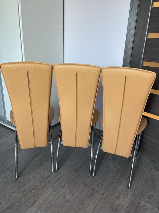 стільці кухонні 3шт.