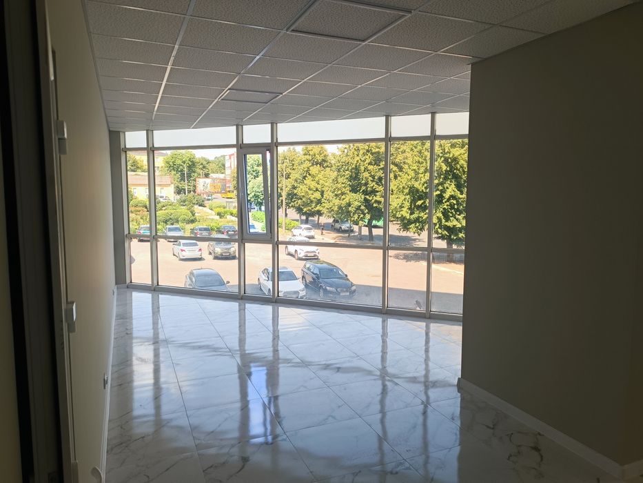 аренда офиса салона. фасад