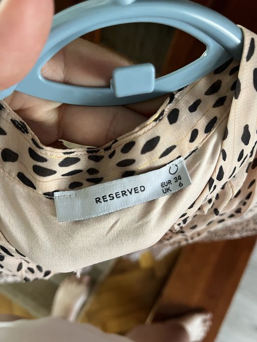 Сукні міні reserved EUR 34