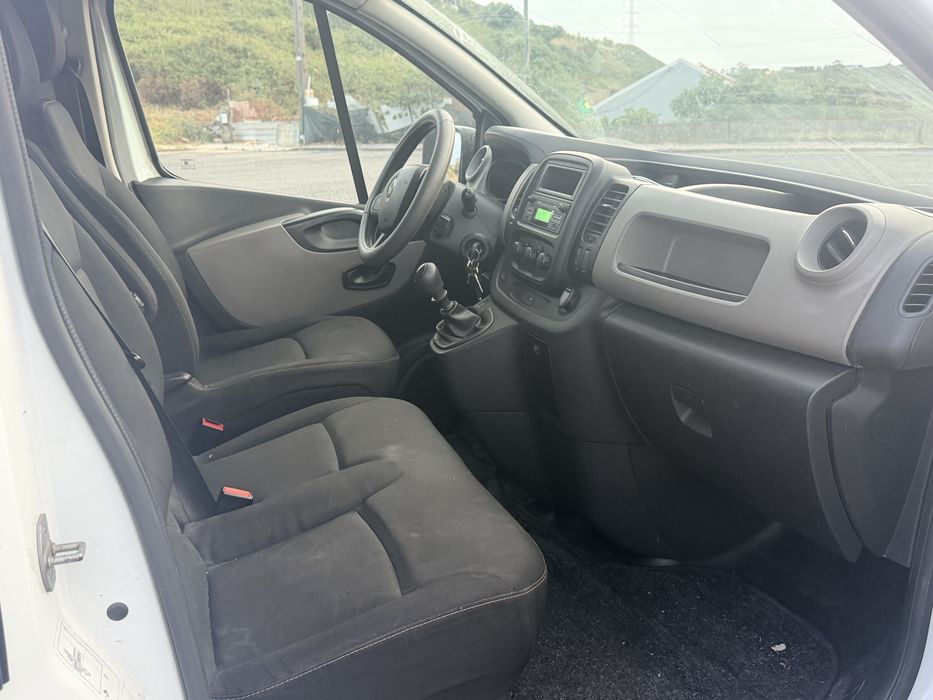 Rensult trafic 1.6 dci