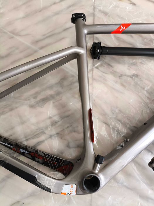 Quadro gravel carbono Argon 18 Dark Matter tamanho S