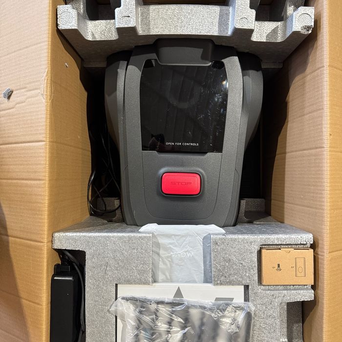 OUTLET MOVA ViAX 250 Robot Koszący Bez Kabla 250 m2