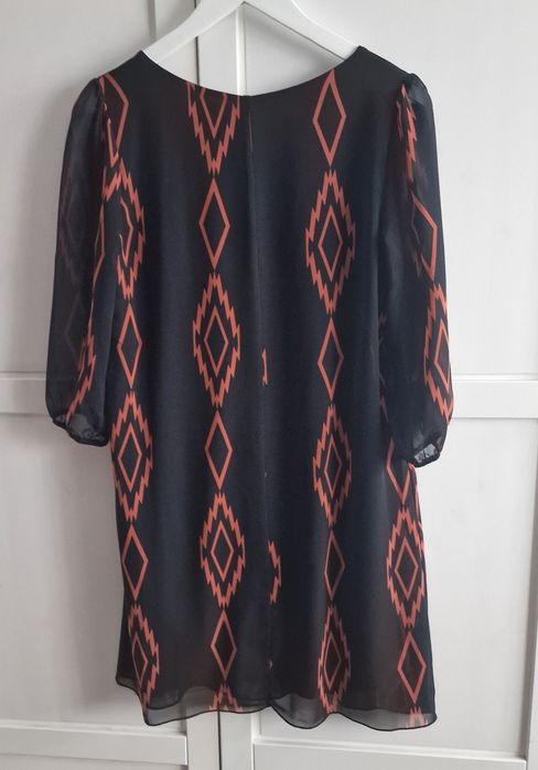 Sukienka Apricot 38