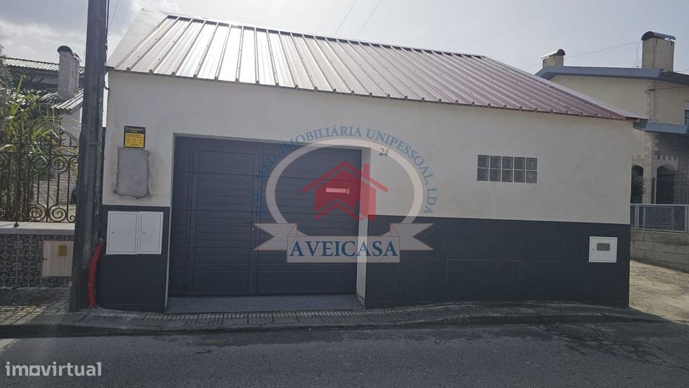 Casa e armazém para venda em Ílhavo