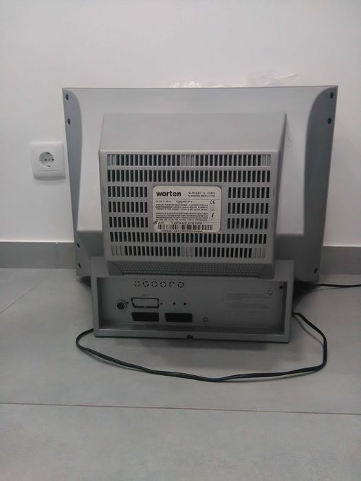 3 tv`s - médias/grande - ler descrição