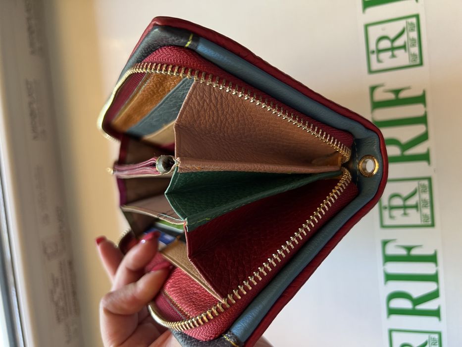 Кожаные кошельки