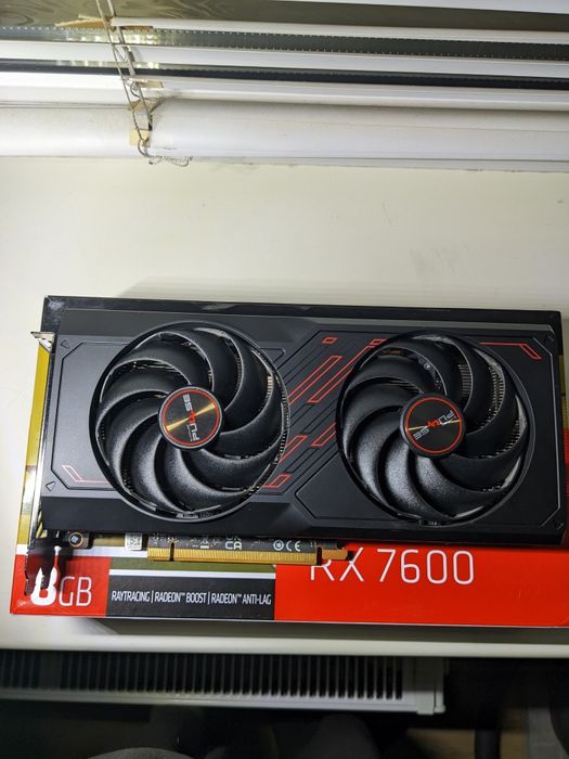 Видеокарта RX 7600 8GB