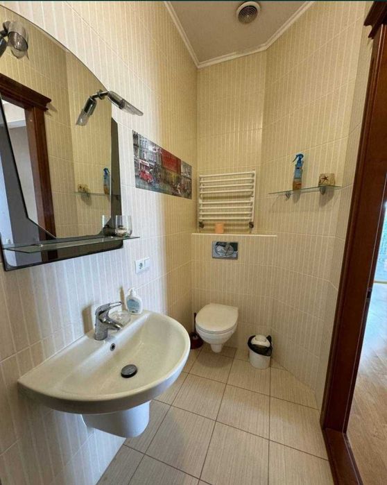 Продажа  современного 2х этажного дома в Варваровке. Возле реки!