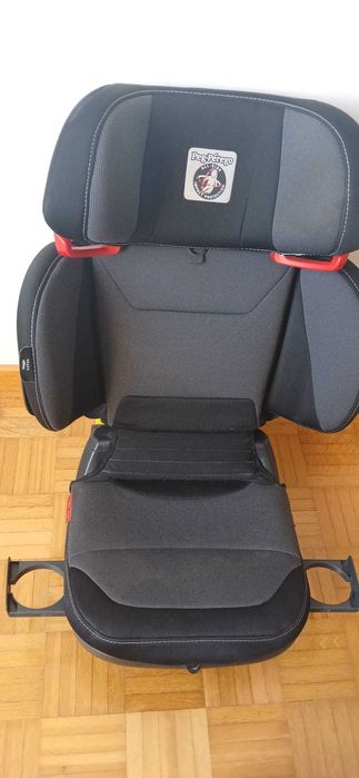 Cadeira Infantil para auto, marca PEG-PÉREGO Viaggio 2-3 Flex. Encontra-se em ótimo estado de conservação, pronto para uso.