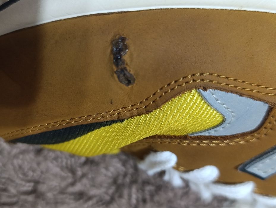 Кросівки (New Balance)