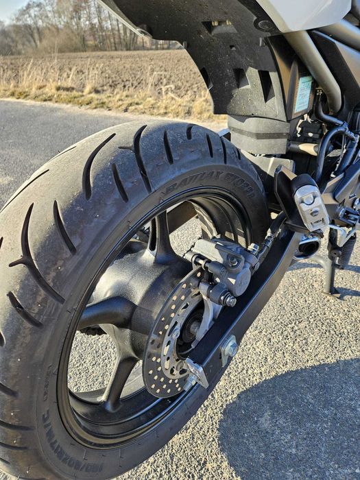 Yamaha XJ6 z 2011 roku