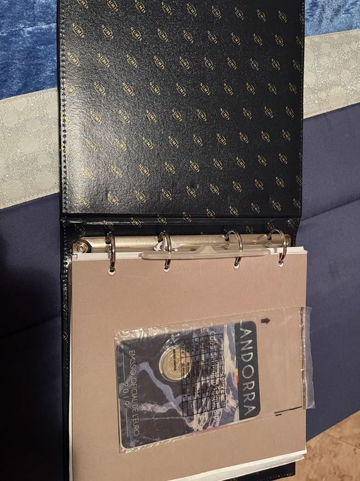 Moedas € comemorativas e de prata