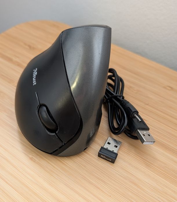 Trust wireless vertical mouse64283849190914120