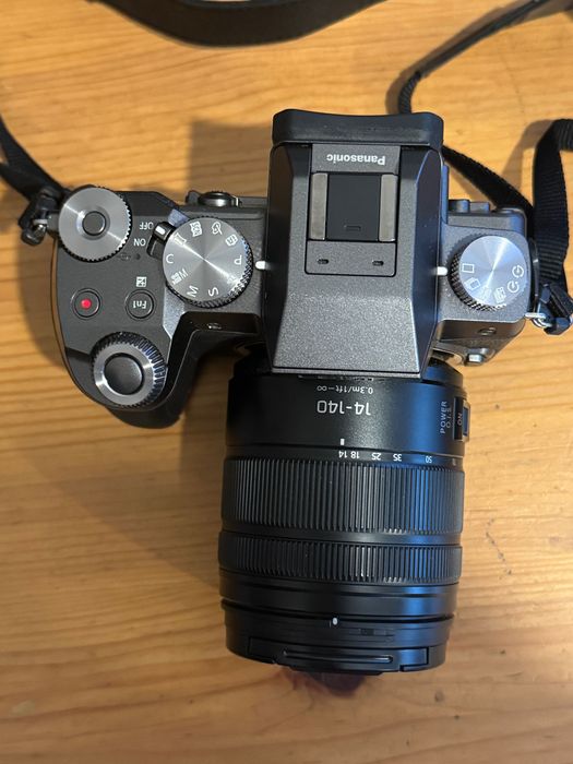 Aparat Panasonic Lumix DMC-G7 z obiektywem 14-140mm + Torba